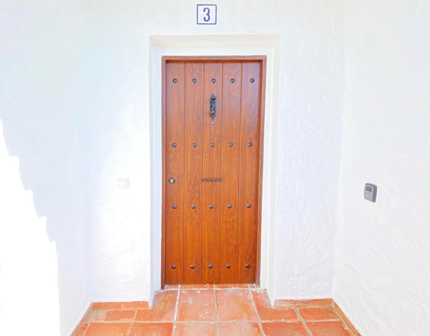 Tarifa Especial, Sin Aglomeraciones En Piscina Y Playa, Cerca De Puerto Banus エステポナ エクステリア 写真