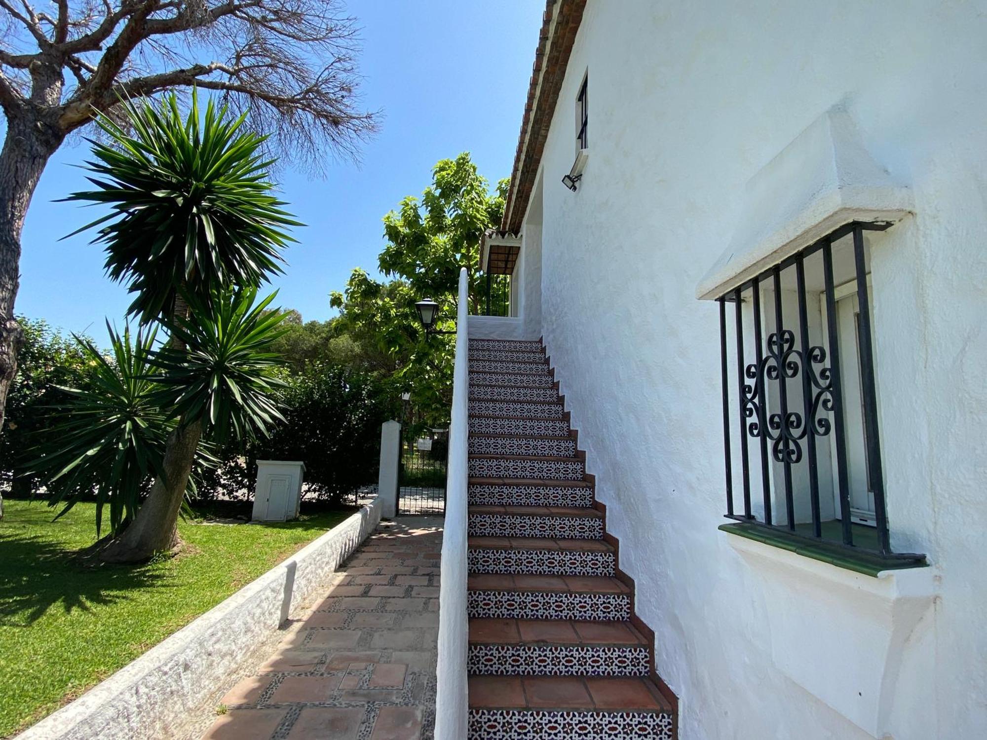 Tarifa Especial, Sin Aglomeraciones En Piscina Y Playa, Cerca De Puerto Banus エステポナ エクステリア 写真